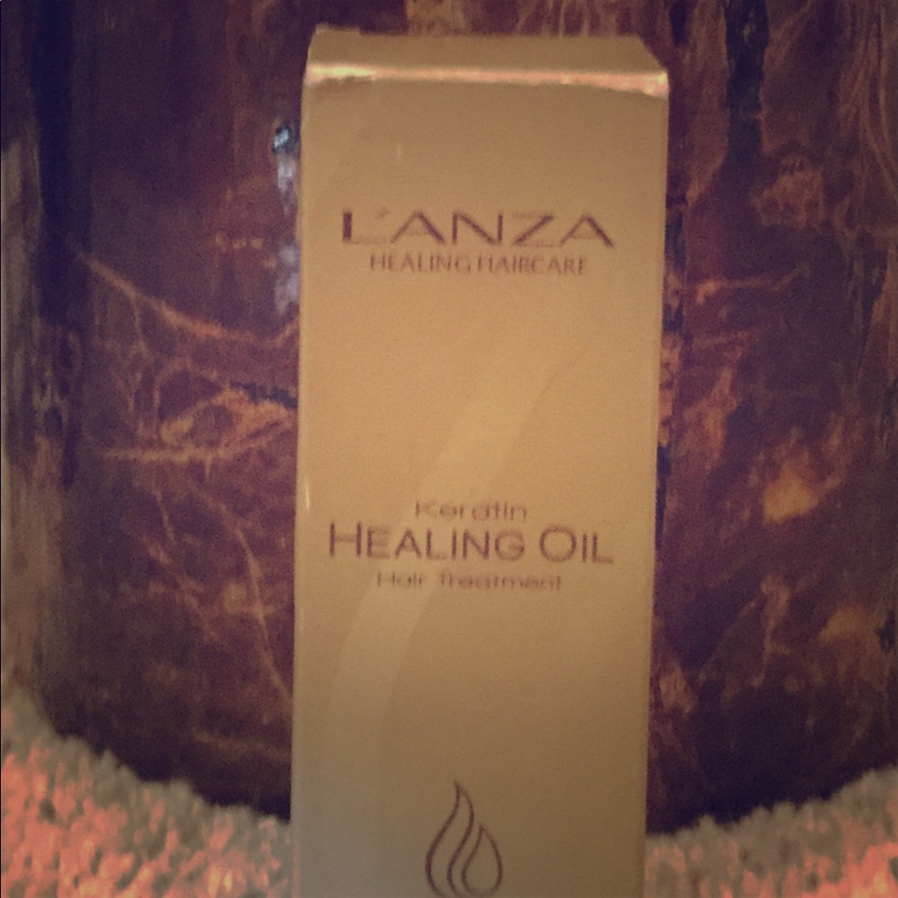 L’ANZA Keratin Healing Oil Hair Treatment